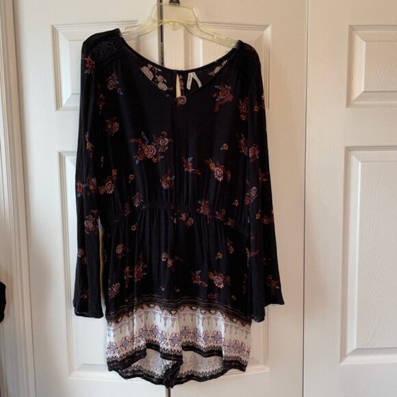 Mudd Long Sleeve Flower Romper - Picture 1 of 12